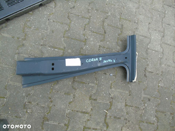 Opel Corsa E słupek prawy - 1