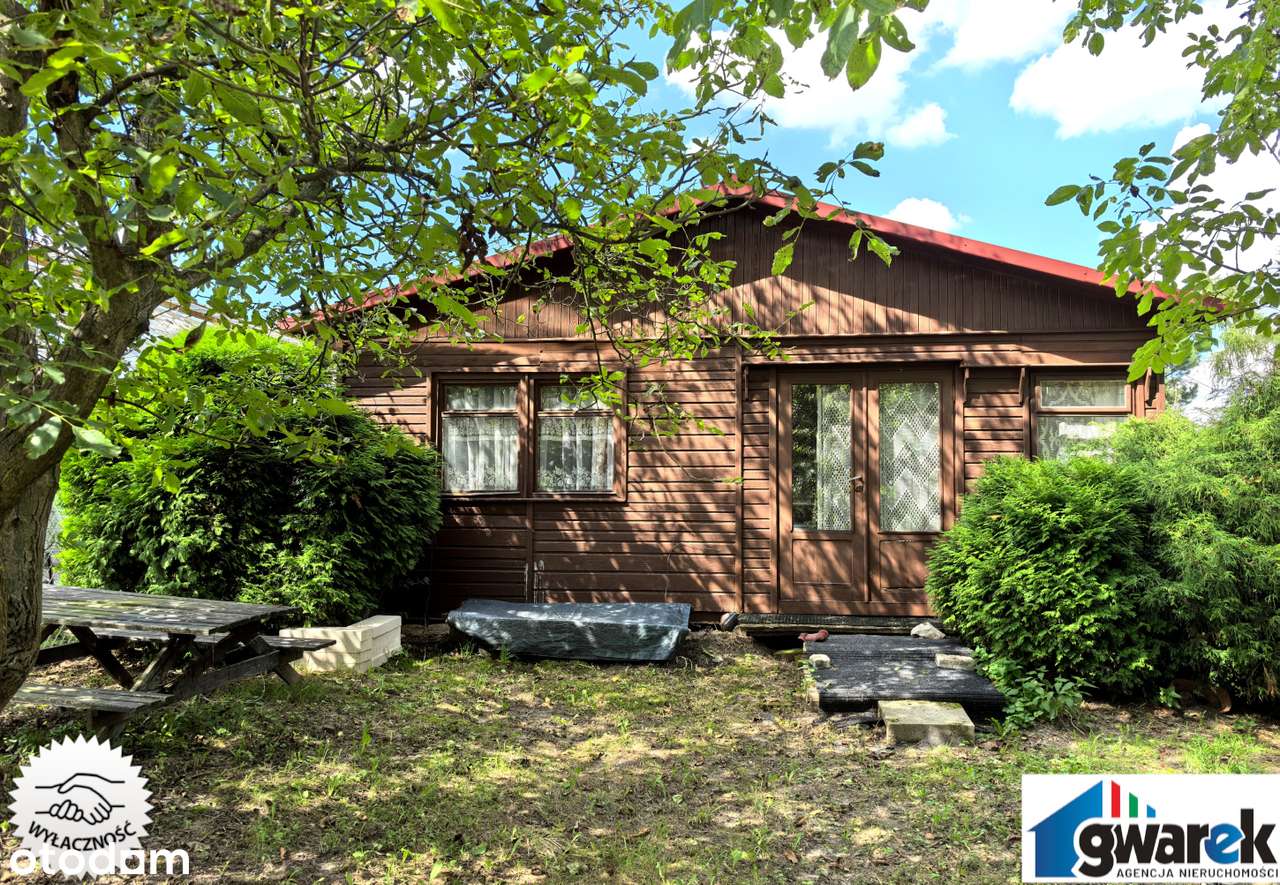 Uzbrojona Działka Budowlana z  garażem i domkiem letniskowym Trzyciąż-7