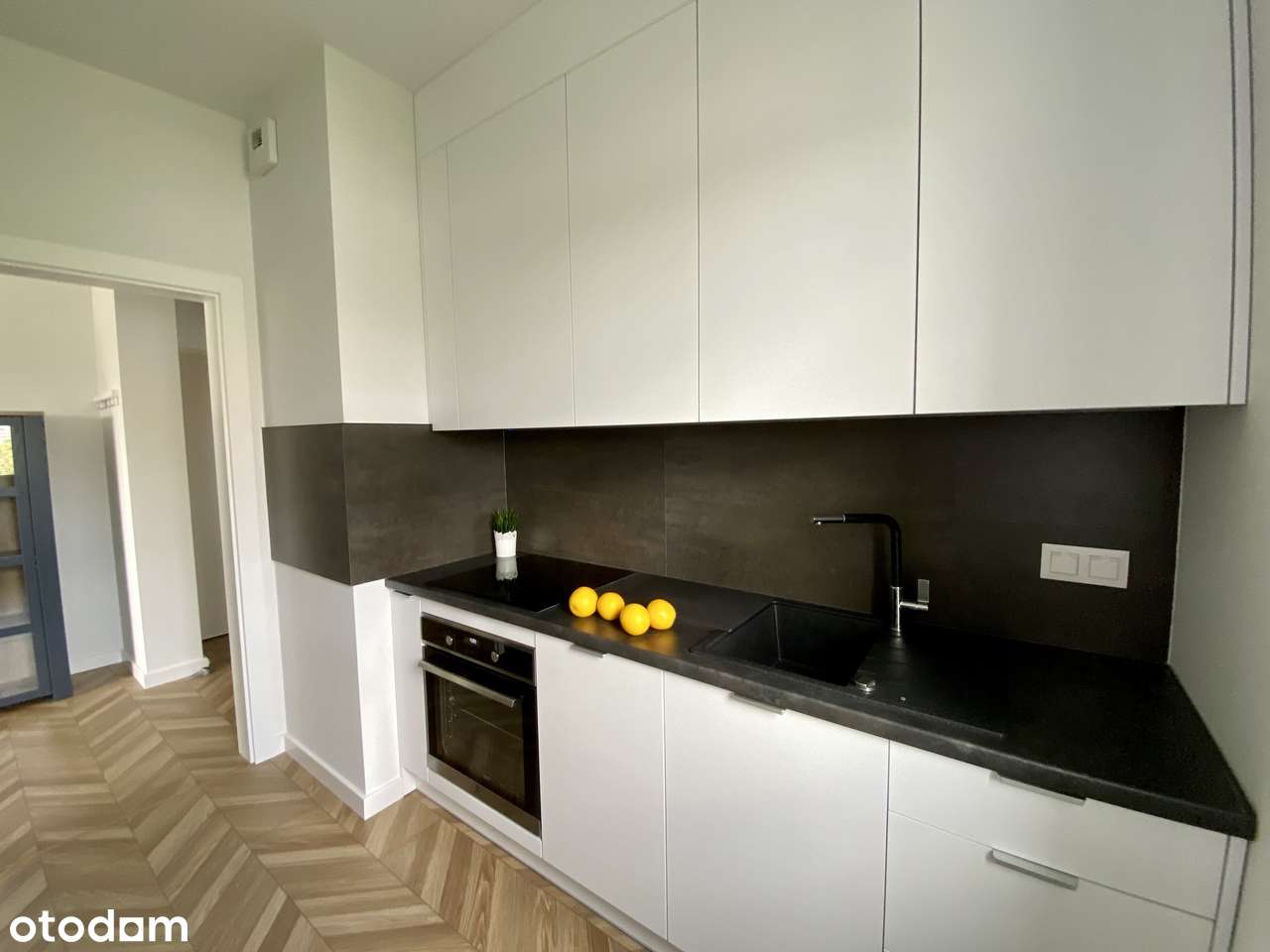 Wyjątkowe 2pok z osobną kuchnią przy Metrze. Balkon, Parking, Komórka. - Pełny obrazek: 4/20