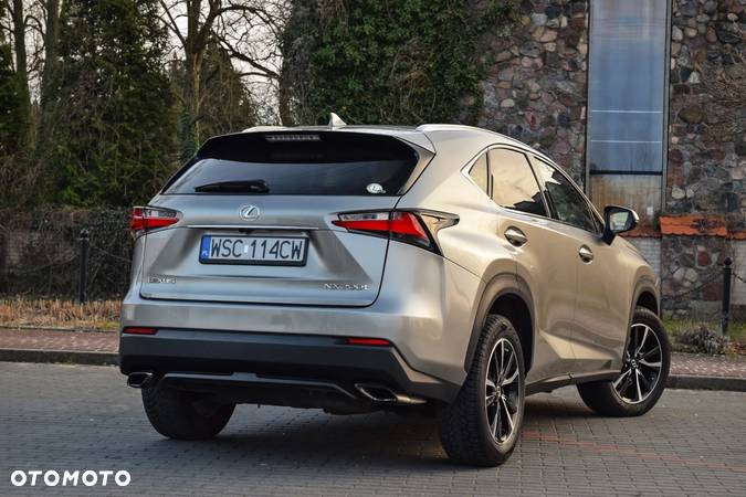 Lexus NX 200t Elegance AWD - 11