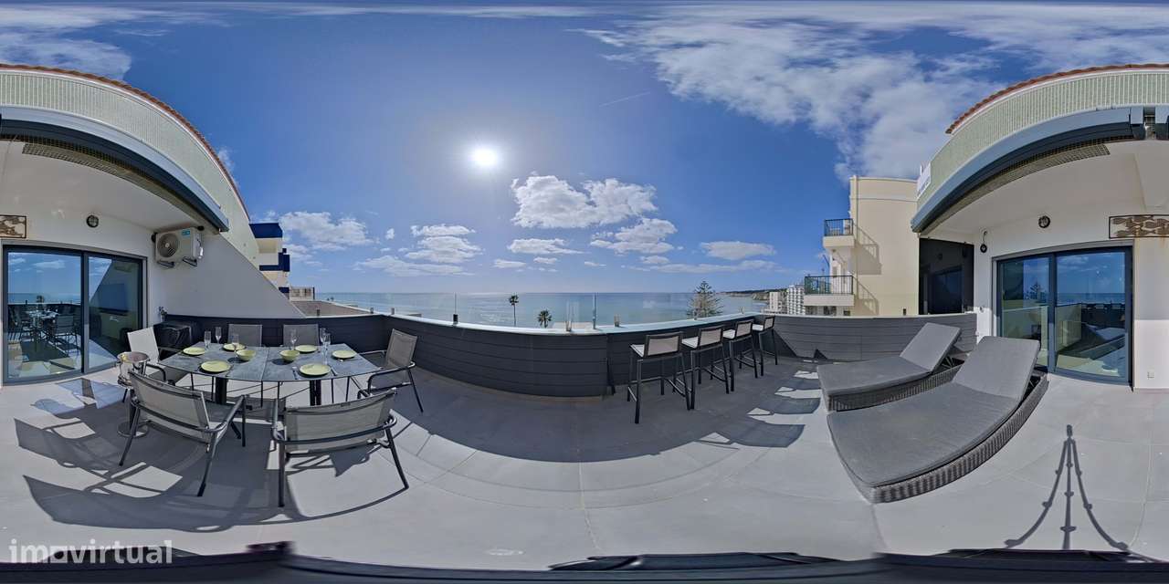 Apartamento T3 Renovado com Vista Mar e Terraço em Armação de Pêra-46