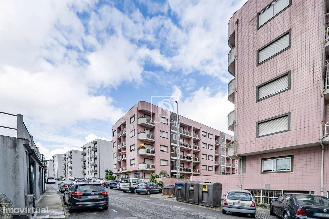 T2, Totalmente Remodelado, em Fermentões, Guimarães-19