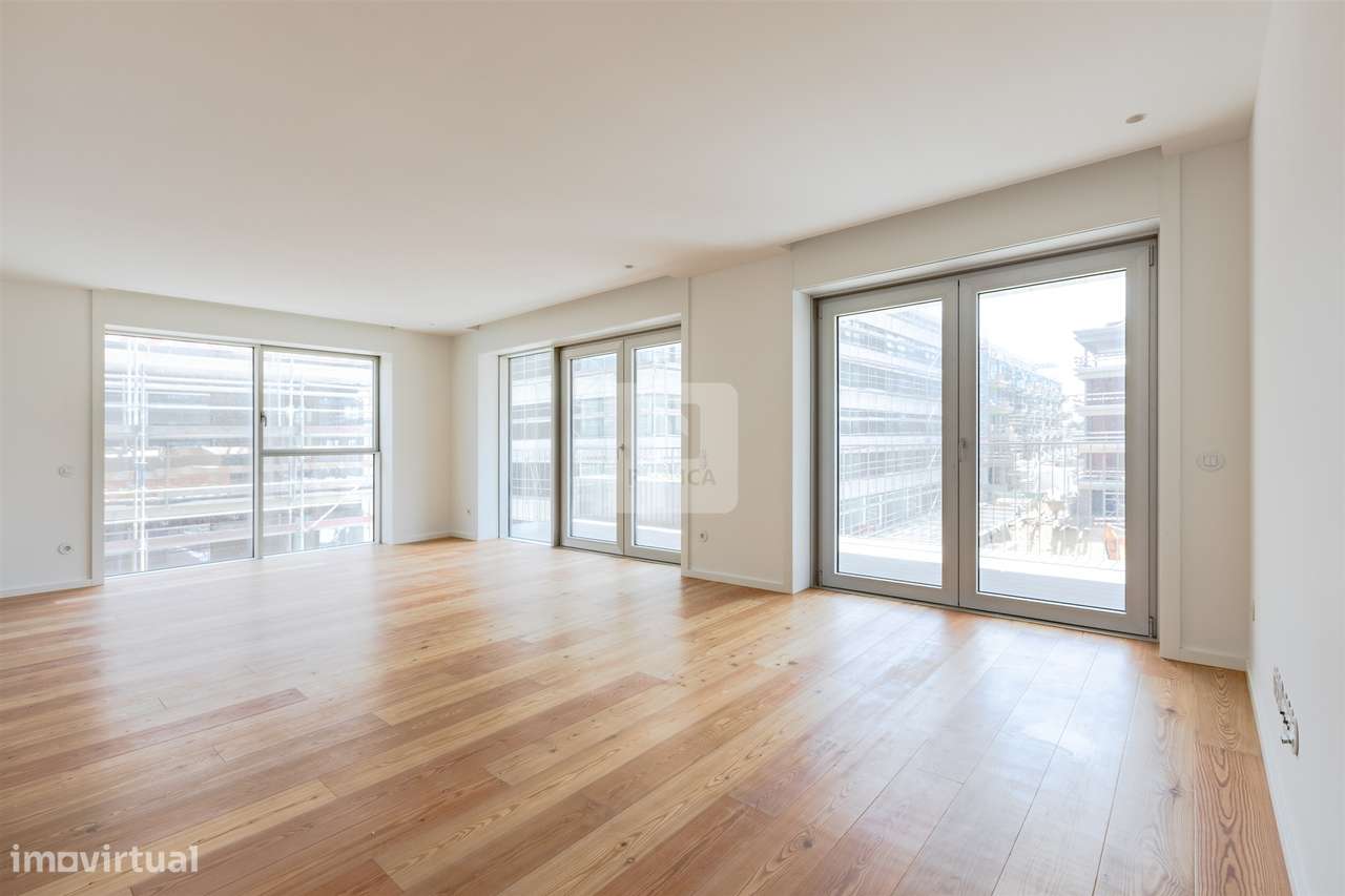 Apartamento T2 para Arrendar com Varanda 22m² em Canidelo - Grande imagem: 2/20