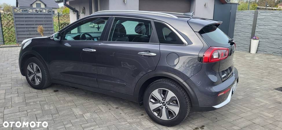 Kia Niro 1.6 GDI HEV 2WD OPF Spirit - 6