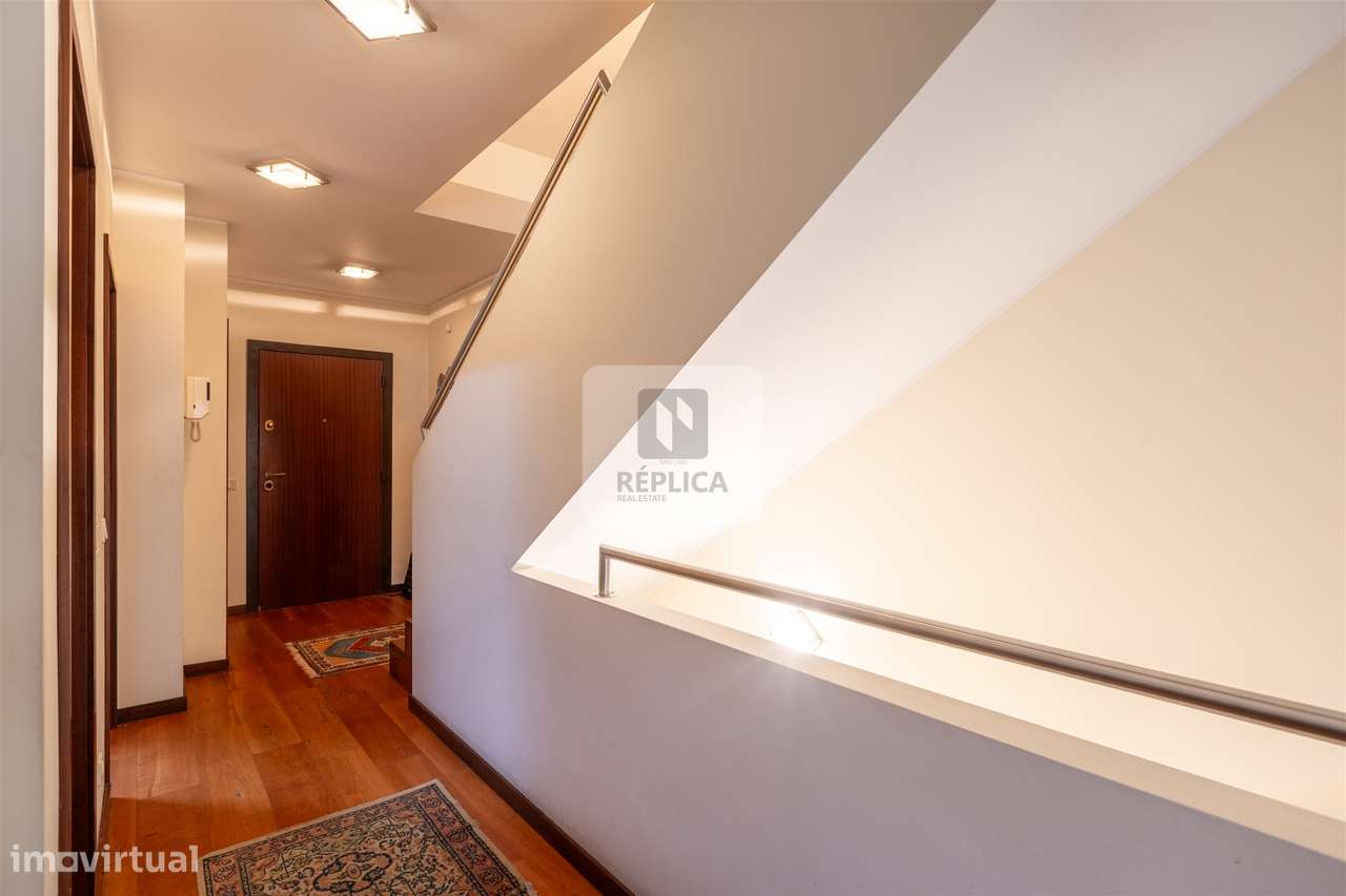 Moradia T5 com jardim e garagem | Senhora da Hora, Matosinhos-15