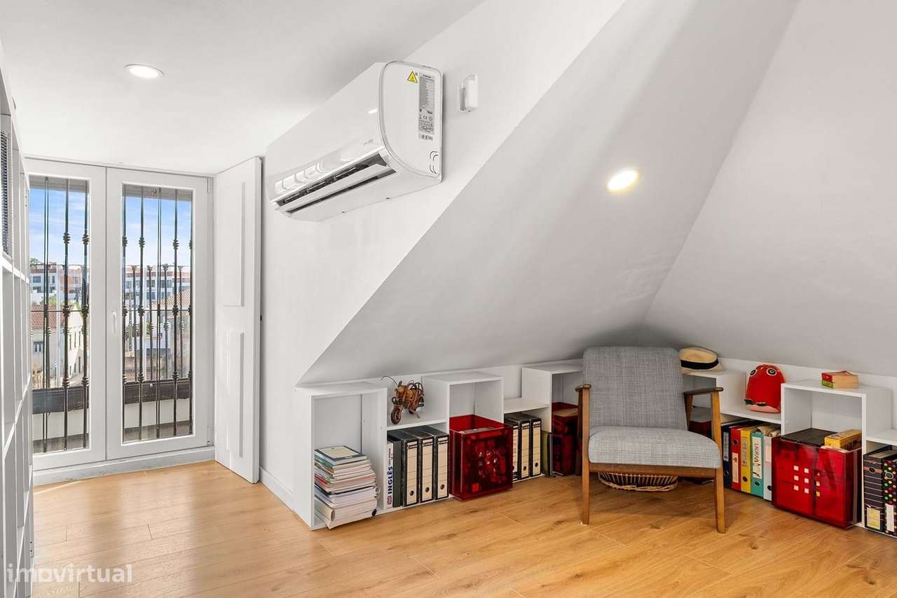 Predio do Século XIX em Benfica – Lisboa-57