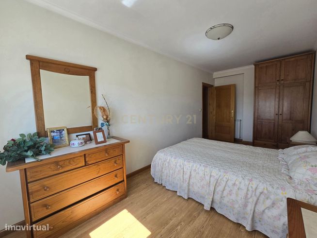 Apartamento T3 + 1 em Bragança-27