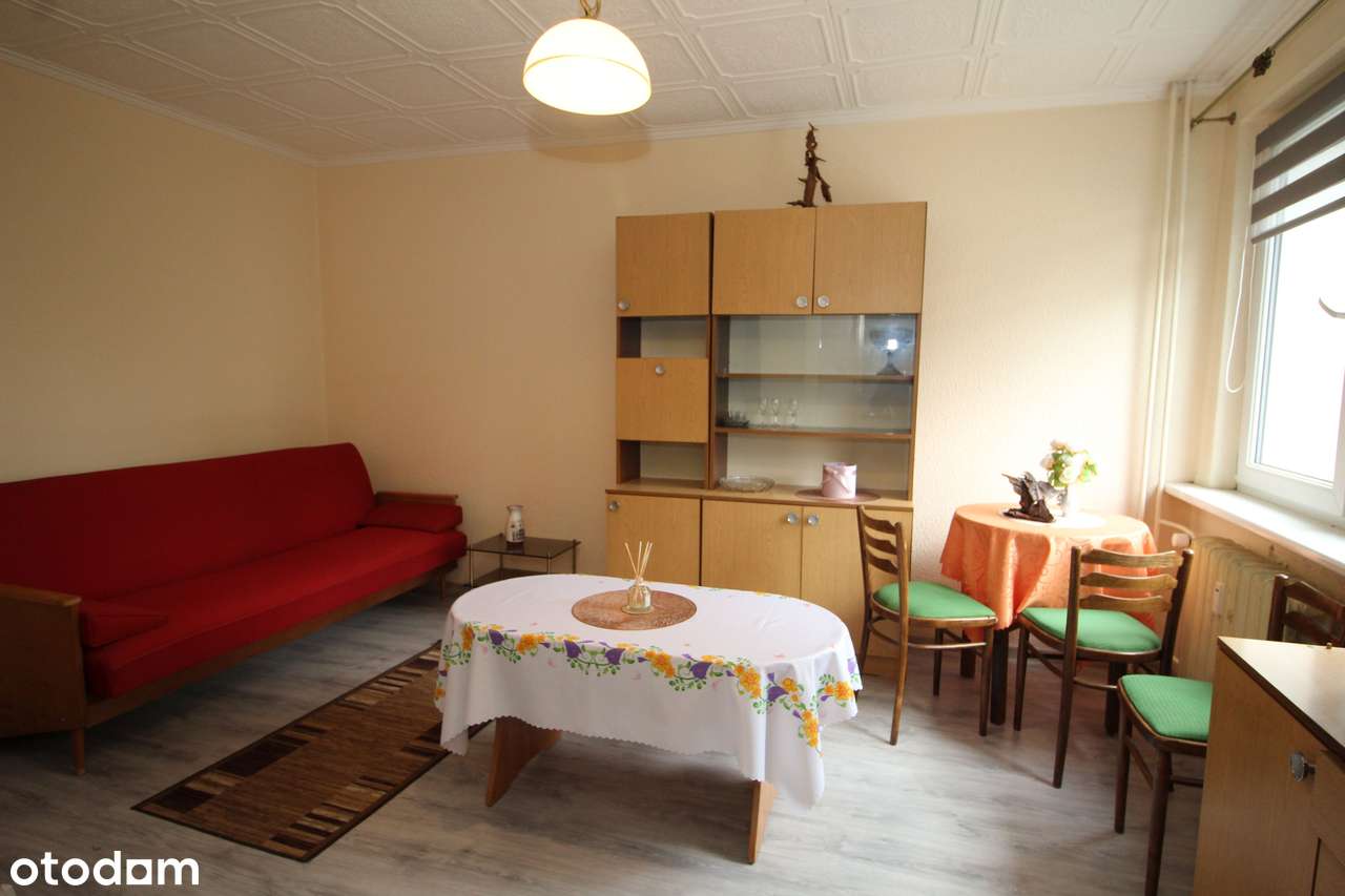 1 piętro w niskim bloku 22,75 m2 os. Słoneczne-3