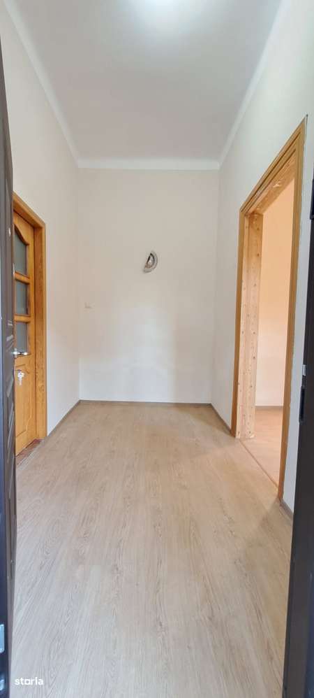 TINERETULUI (metrou) - DIMITRIE CANTEMIR, casa 2 camere, curte proprie-1