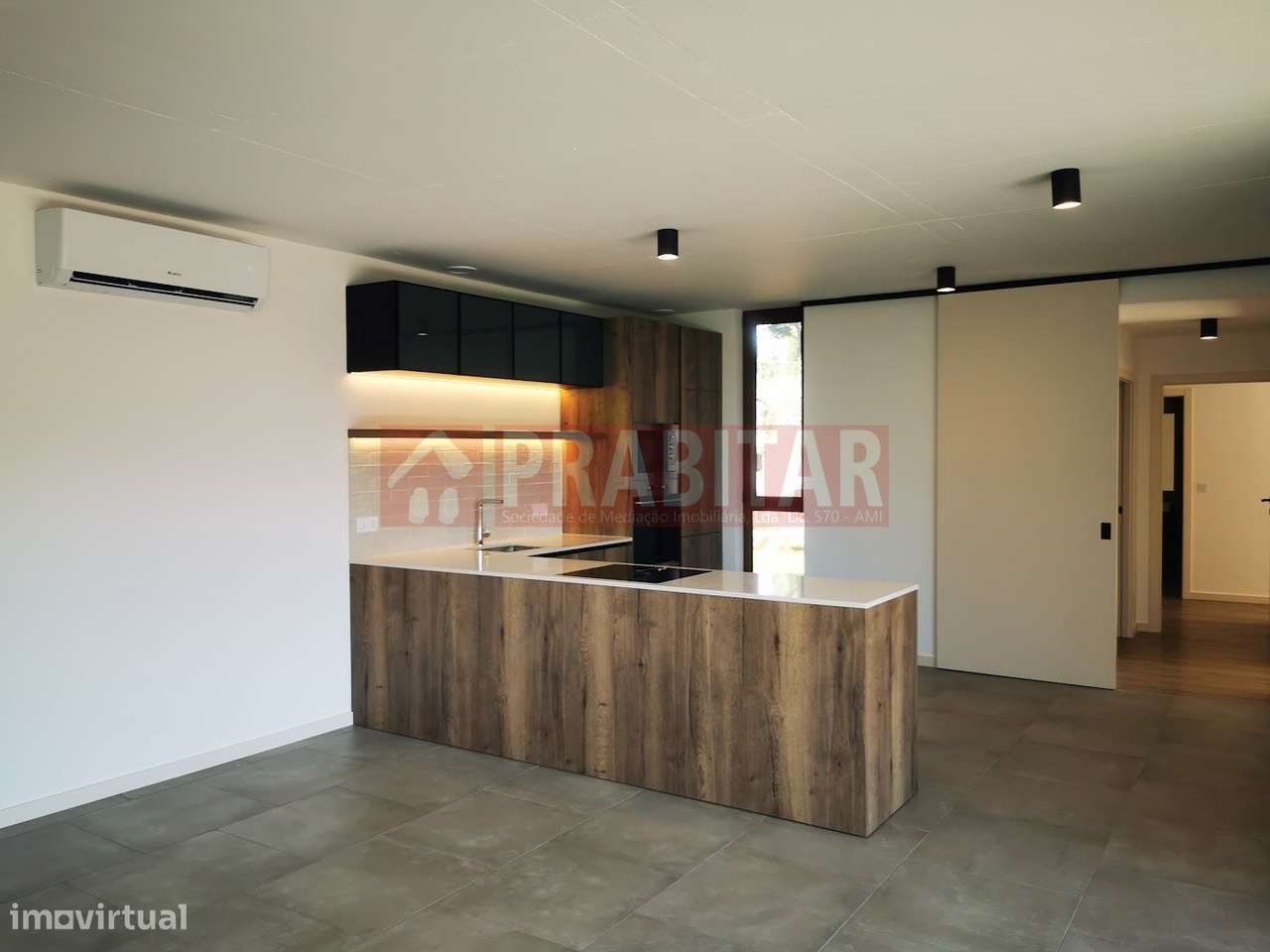 APARTAMENTO T2, NOVO  A ESTREAR. NA CIDADE DE COIMBRA-2