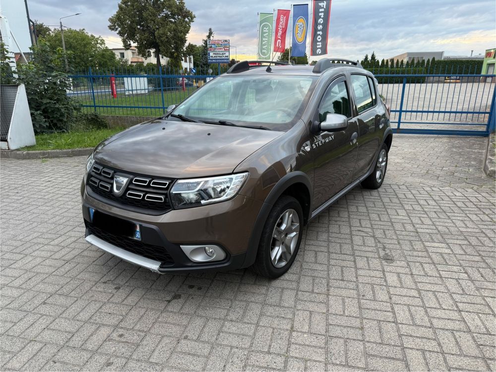 Dacia Sandero II (2012-2020) Blue dCi 95 Celebration 2020