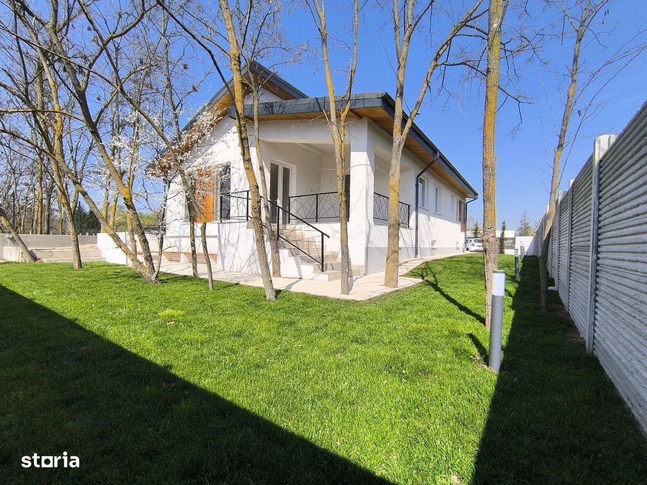 Casa de vanzare in apropierea Padurii Snagov - Imagine principală: 1/20