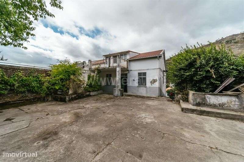 Moradia Isolada T6 / Covilhã, Vila do Carvalho - Grande imagem: 4/20