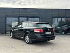 Toyota Avensis 1.8 VVT-i Combi Executive - 11