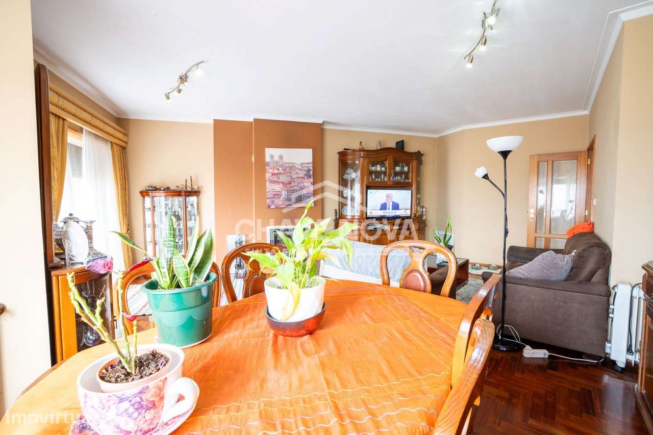 PS - T4 duplex condomínio fechado próximo Avenida da República, Gaia - Grande imagem: 5/22