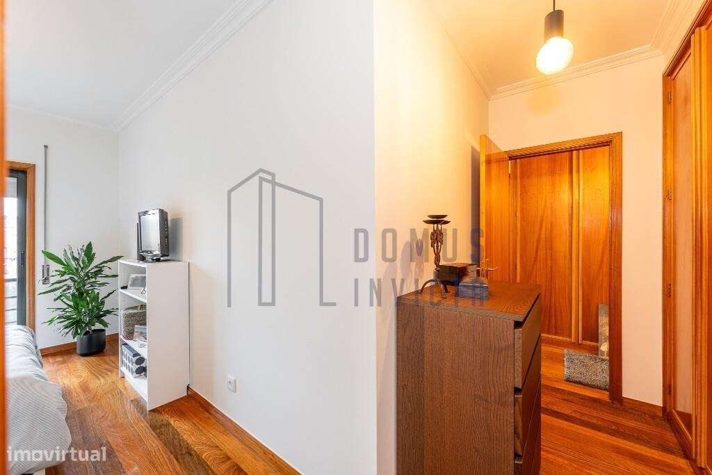 Apartamento T2+1 no centro de Ermesinde-16
