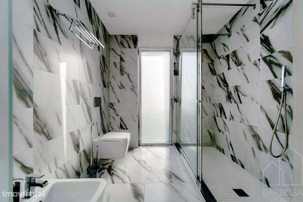 V.N.Gaia - Fantástica V4 (4 suites) c/430m2, piscina - Lote c/1370m2-16