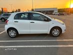 Toyota Yaris 1.0 - 5