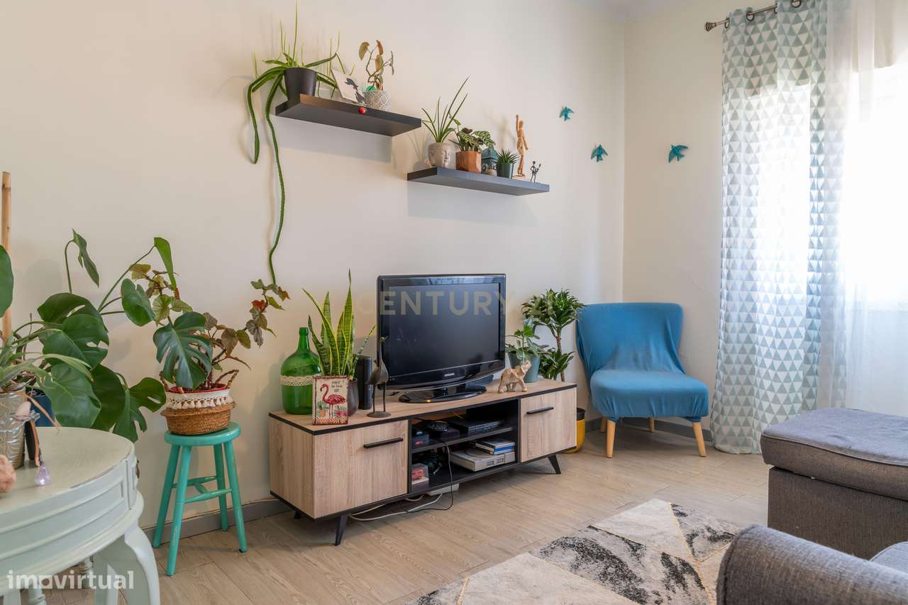 Apartamento T2 com varanda em prédio com elevador no coração da cidade - Grande imagem: 5/29