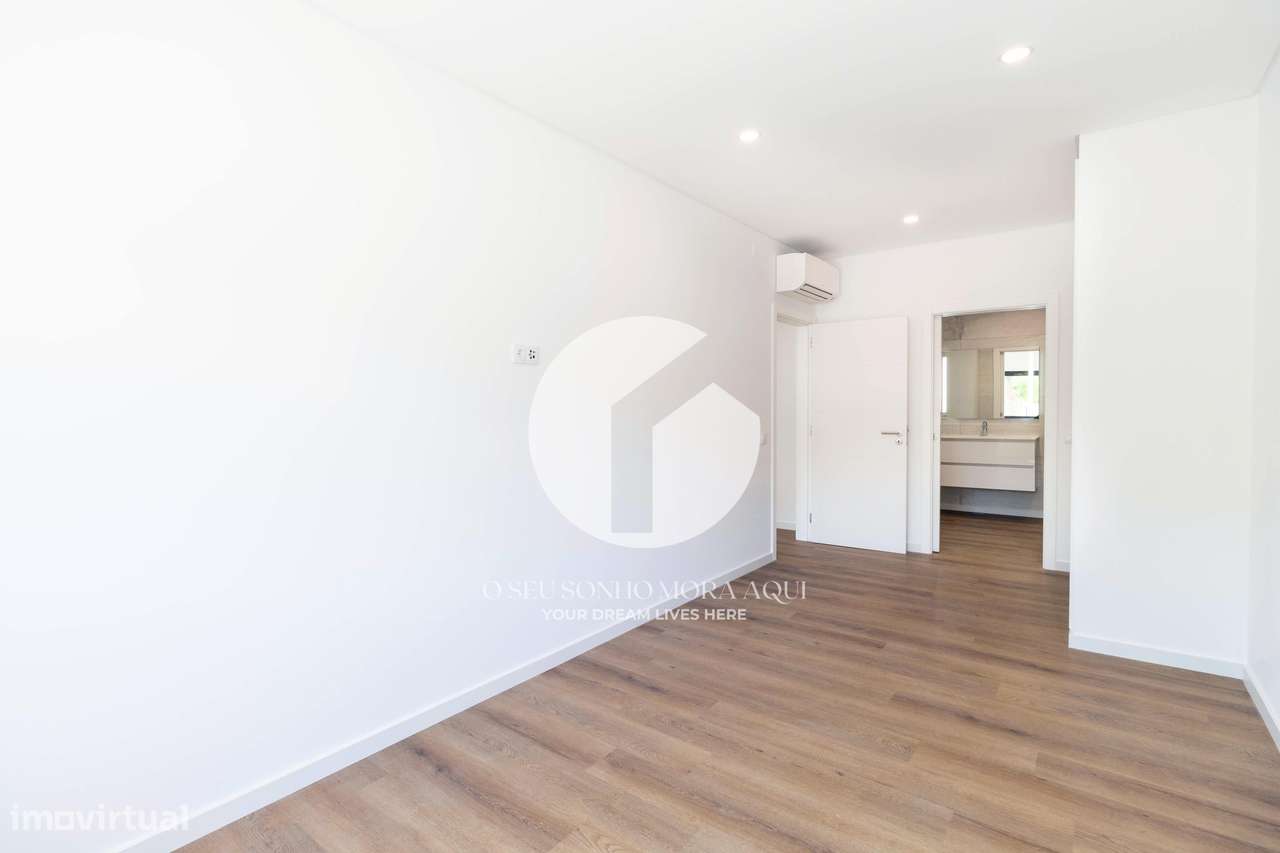 APARTAMENTO T2 NOVO EM MONCARAPACHO / OLHÃO C/ GARAGEM-9