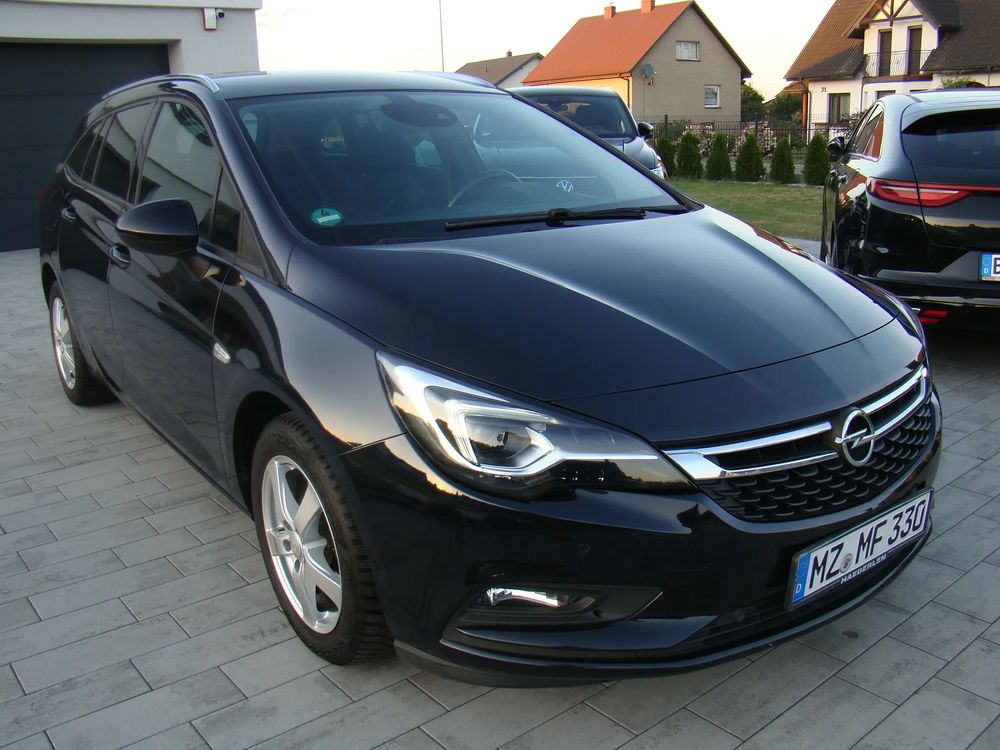Opel Astra K (2015-2021) 1.4 Turbo Dynamic 2017