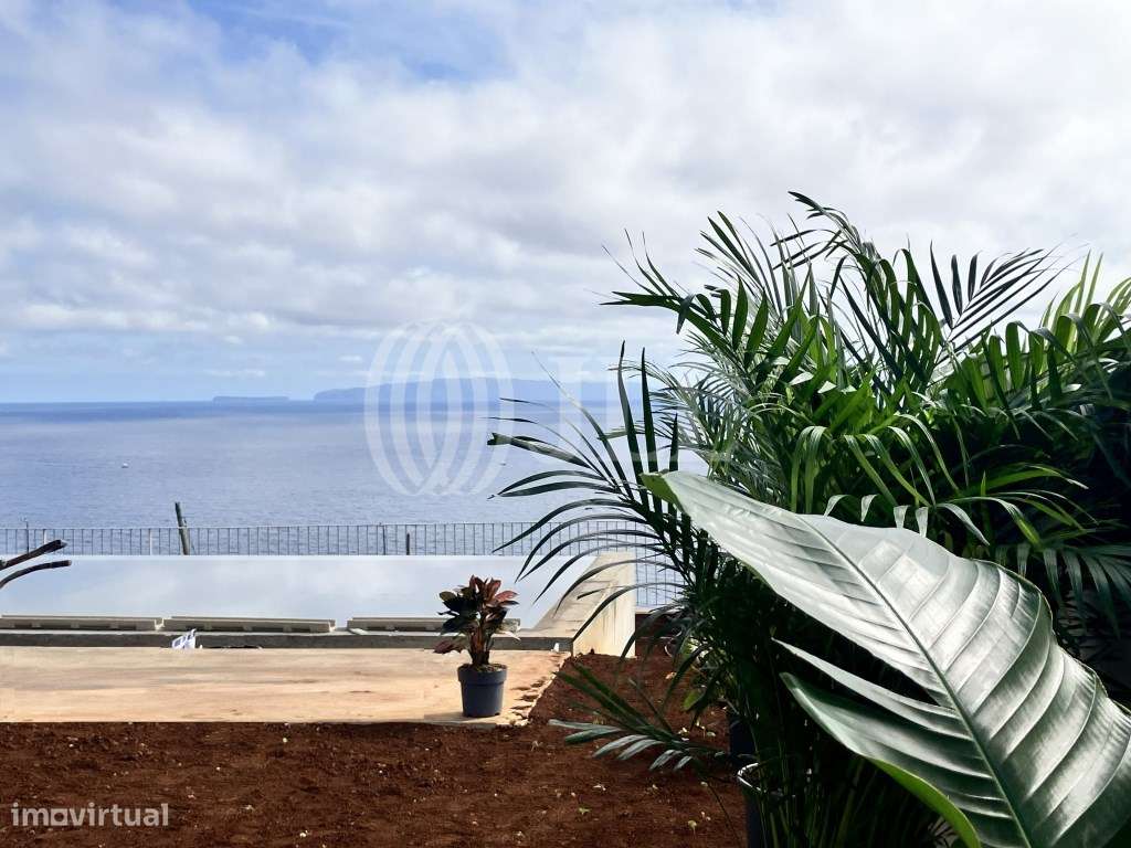 Moradia T4 com vistas panorâmicas sobre o mar, Madeira - Grande imagem: 1/35