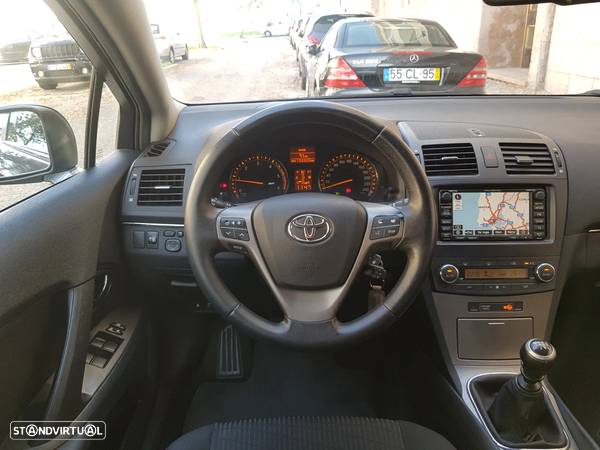 Toyota Avensis SW 2.0 D-4D Sol+GPS - 44