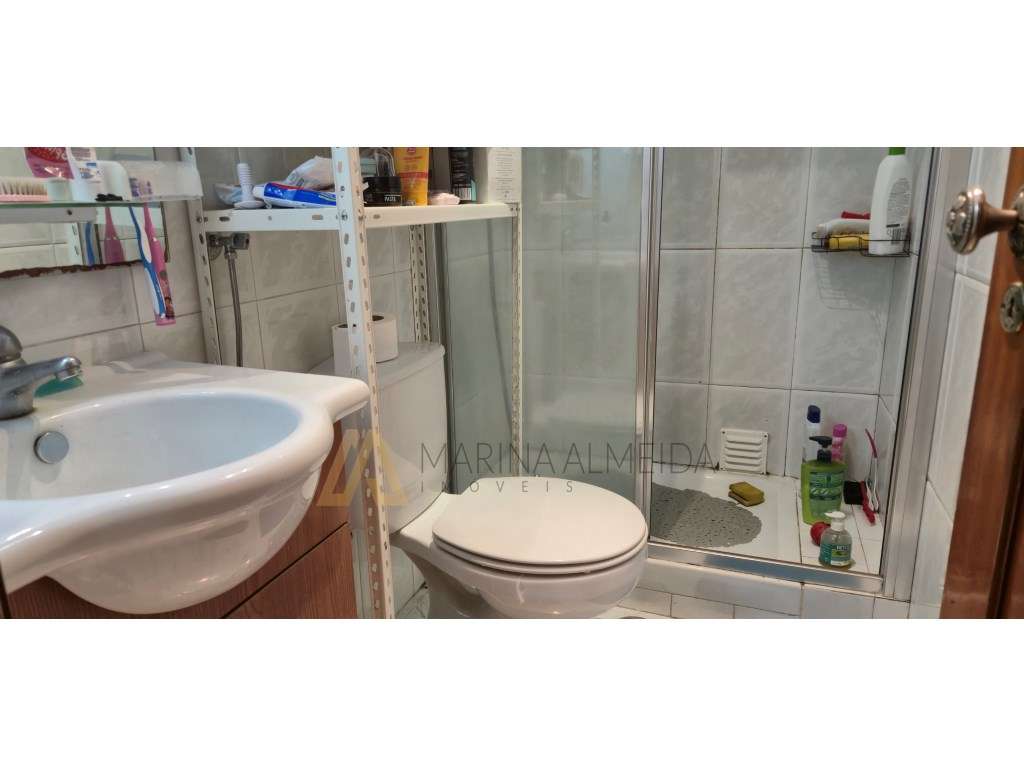 Apartamento t3, 1º andar com 99m2, 2 frentes, bastante luminoso com...-13