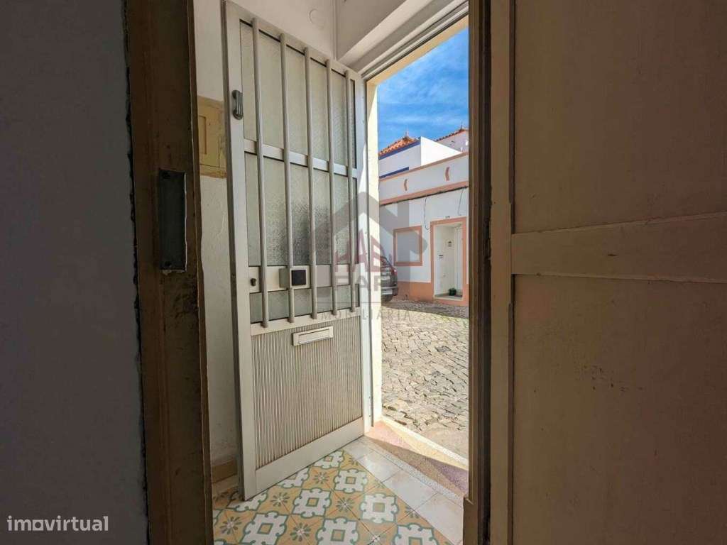 Excelente T2 Centro Histórico de Castro Marim-6