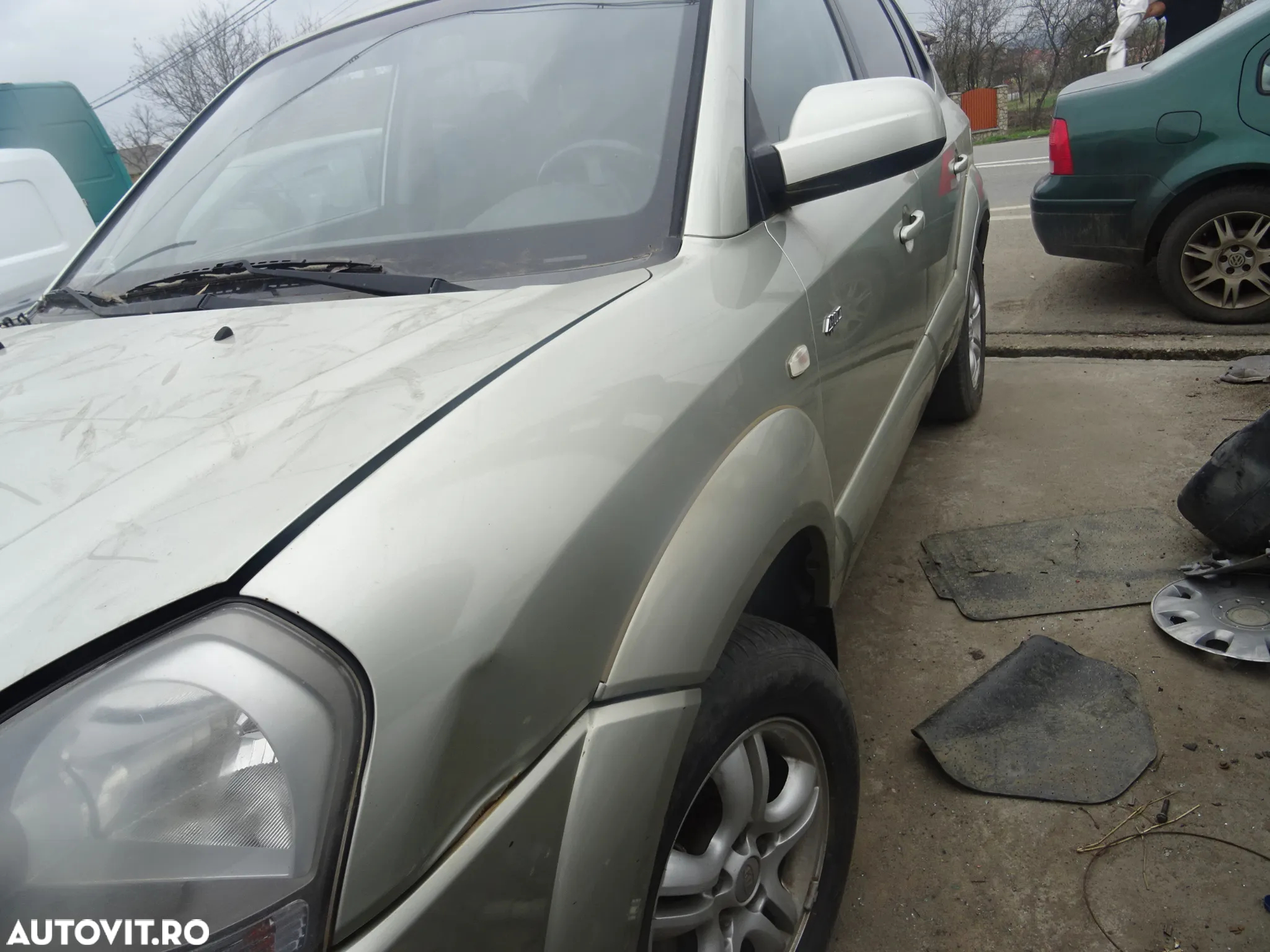 Dezmembram Hyundai Tucson din 2007, 2.0 CRDI, cod motor: D4EA 103KW, 140CP - 3