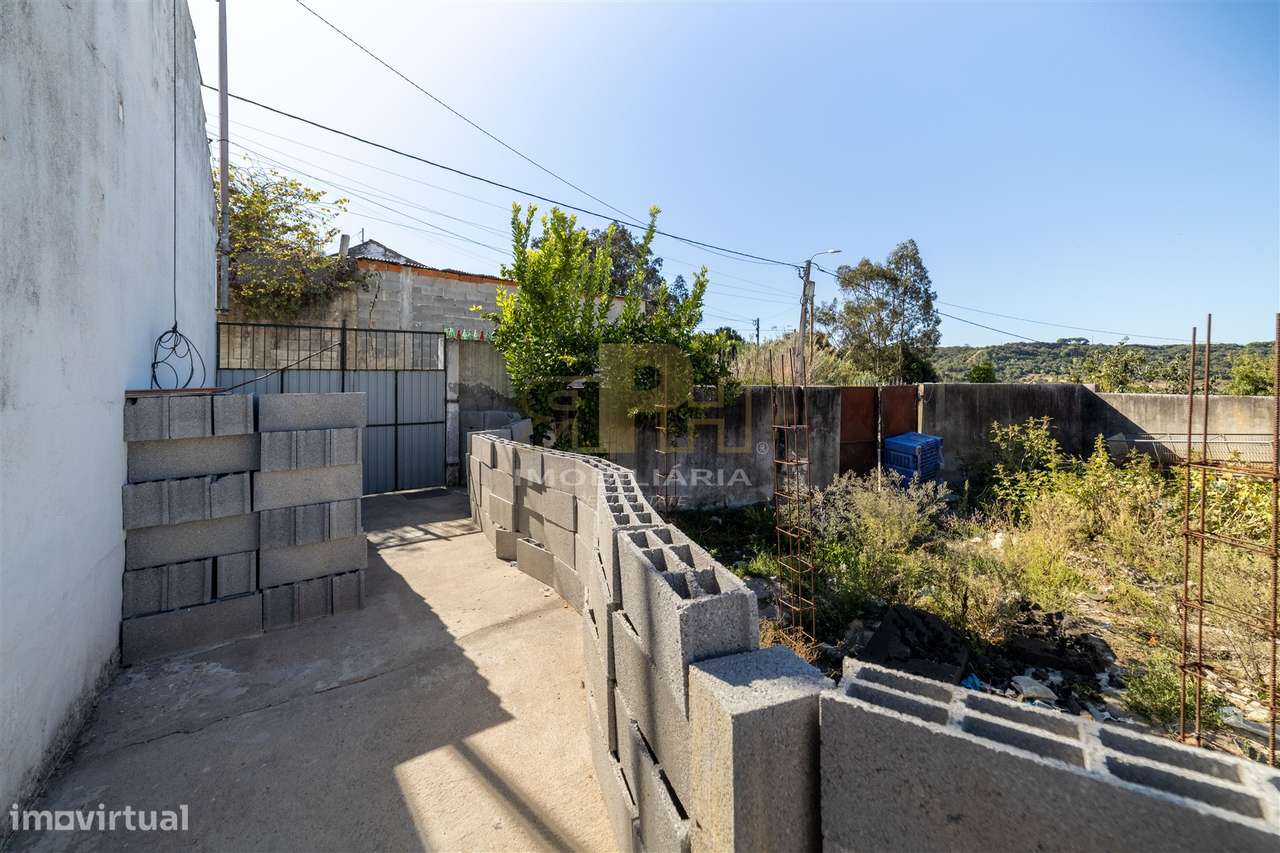 Moradia em Banda T2 Venda em Moçarria,Santarém - Grande imagem: 2/18