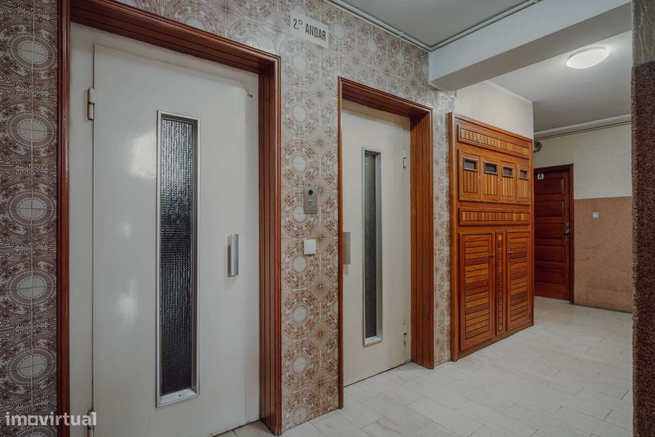 T2 no Centro de Famalicão – Oportunidade de Investimento-15