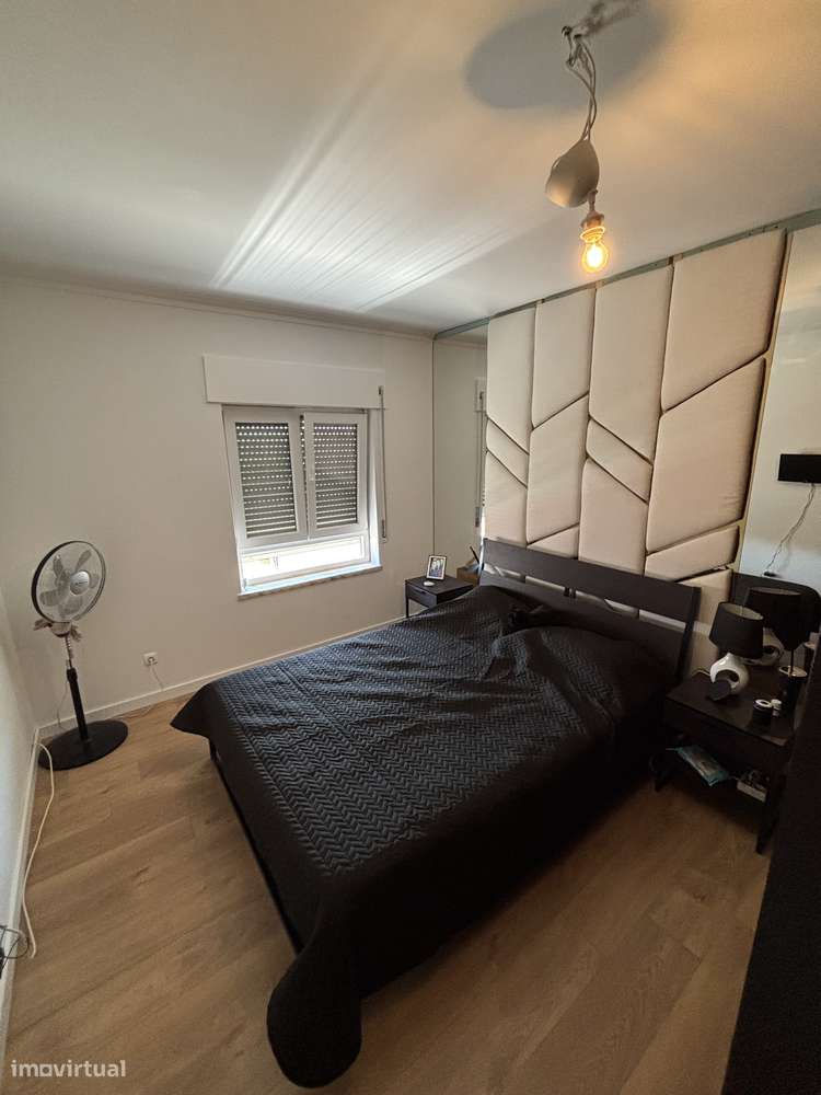 Apartamento T4 à venda no centro do Montijo-5