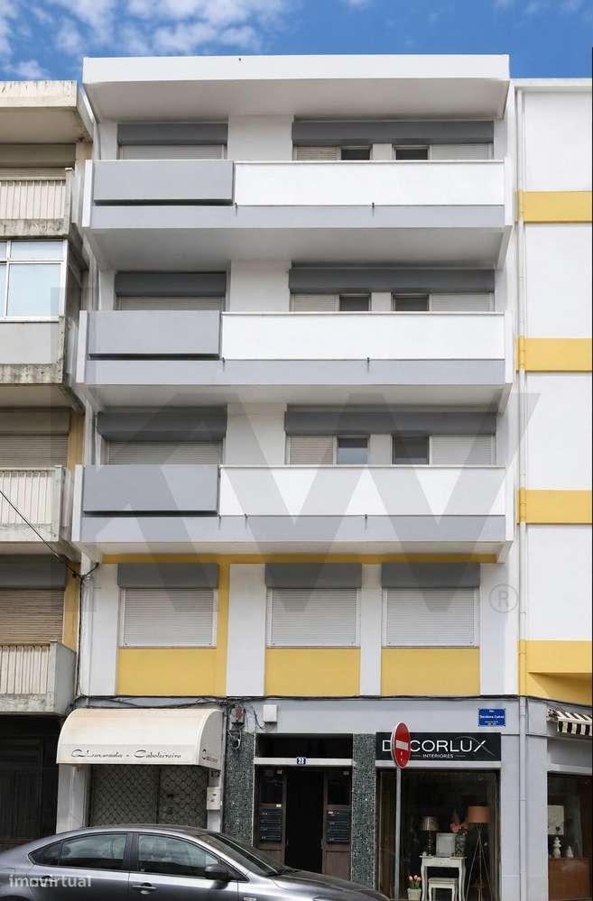 Apartamento T2 com Varanda | Centro de Vila Franca de Xira