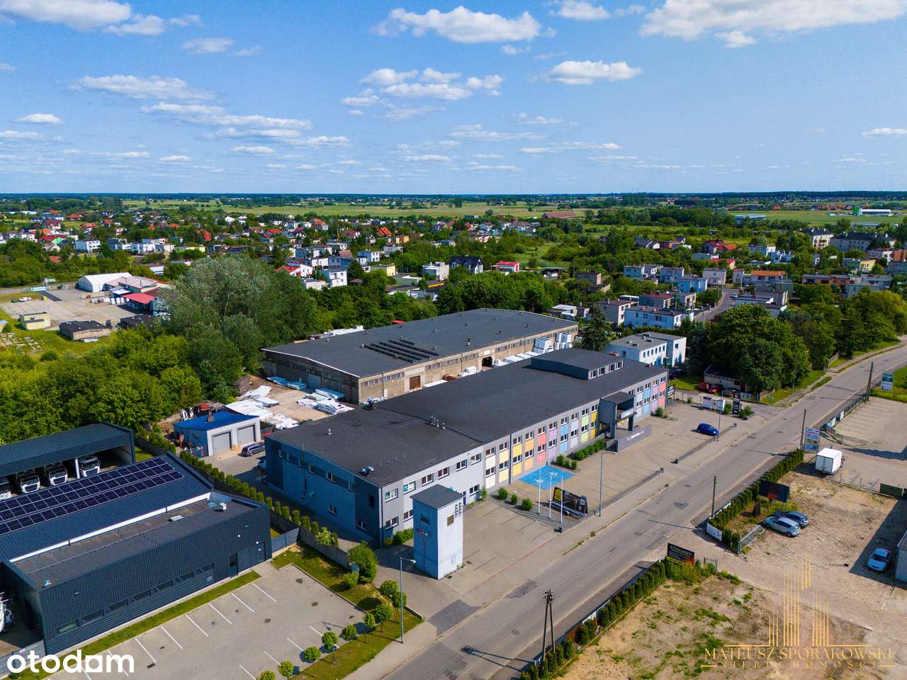 Gniezno – Obiekt handlowo-usługowy 2600 m² z magazynem - 2 kondygnacje-4
