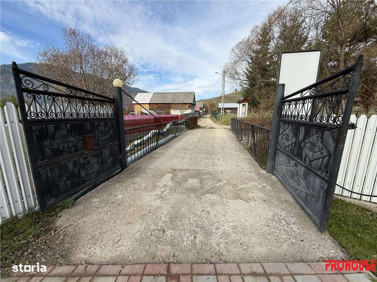 Ghimes- Faget- Pensiune de vanzare- afacere la cheie!-5