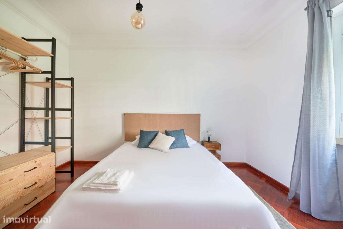 Quarto - localizado em São Sebastião Lisbon - Grande imagem: 3/6