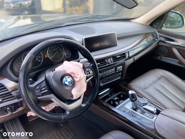 BMW X5 xDrive35i - 13