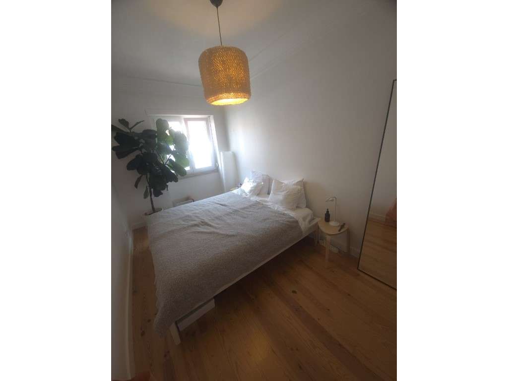 Apartamento T3 em Campo de Ourique-17