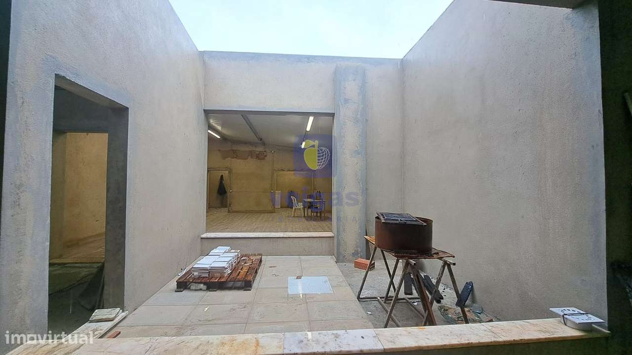 Armazém para Venda na Baixa da Banheira - Grande imagem: 5/13