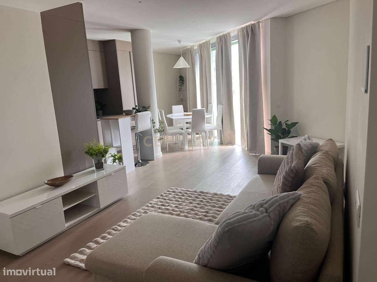 Apartamento T2 Moderno para Arrendamento – Braço de Prata (Zona Nova) - Grande imagem: 4/26