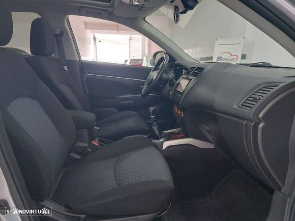 Mitsubishi ASX 1.8 DI-D Intense NAVI - 12