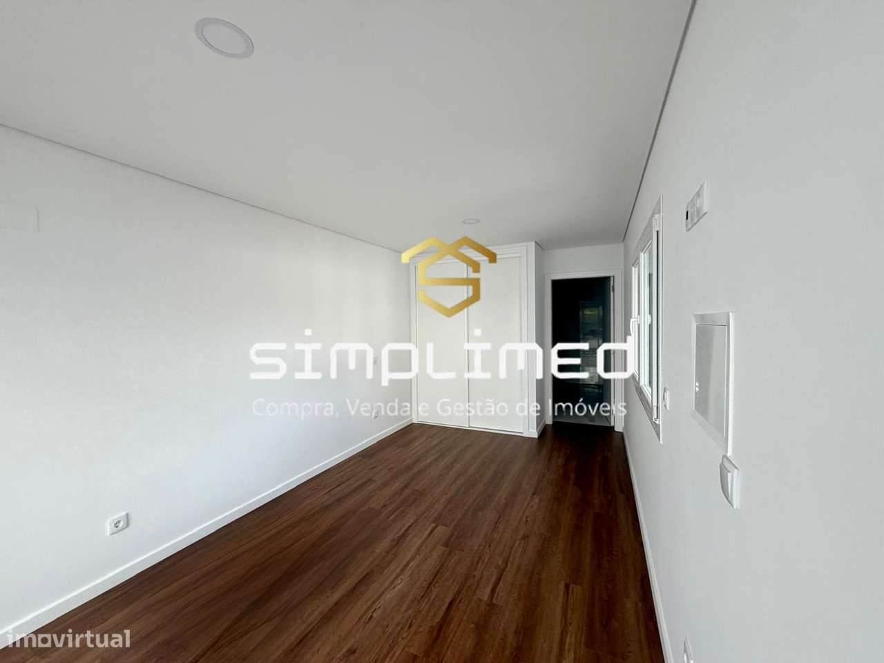 Moradia Isolada Térrea T4  Fernão Ferro  (CF)-14