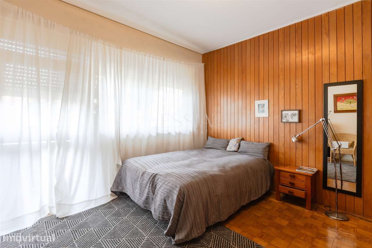 Prédio com 4 apartamentos junto Avenida Boavista | Prédio Lordelo Ouro-13