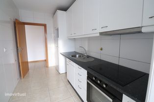 Apartamento T2 com Garagem em Valongo