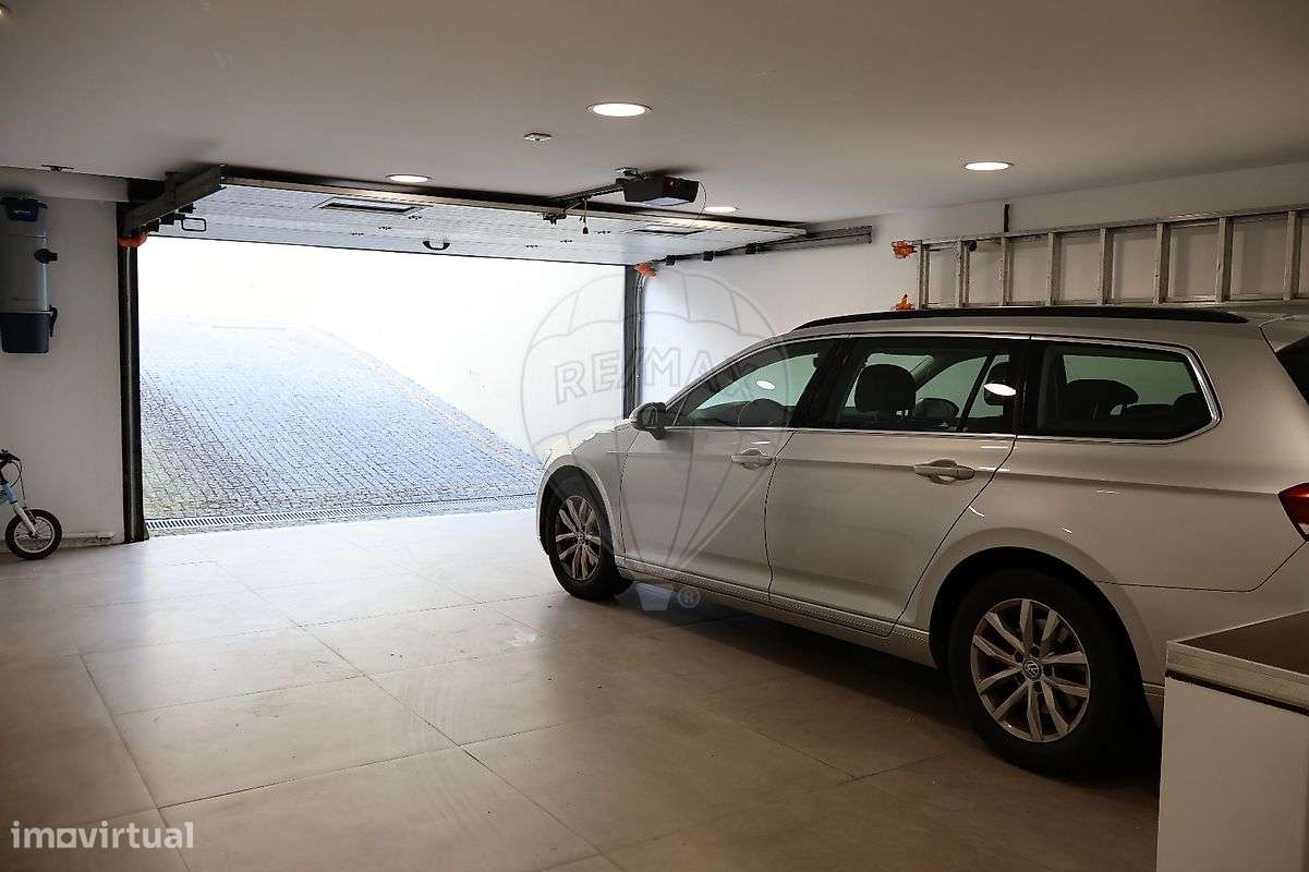 Moradia T4 para venda-22