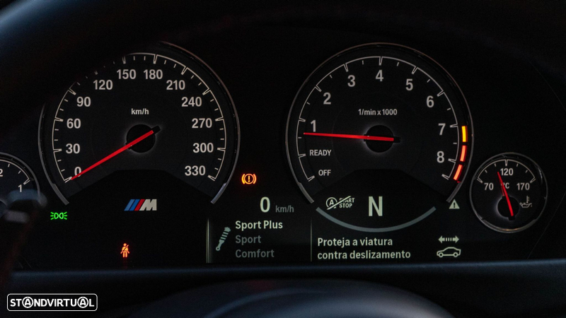 BMW M4 Coupe DKG Competition - 28