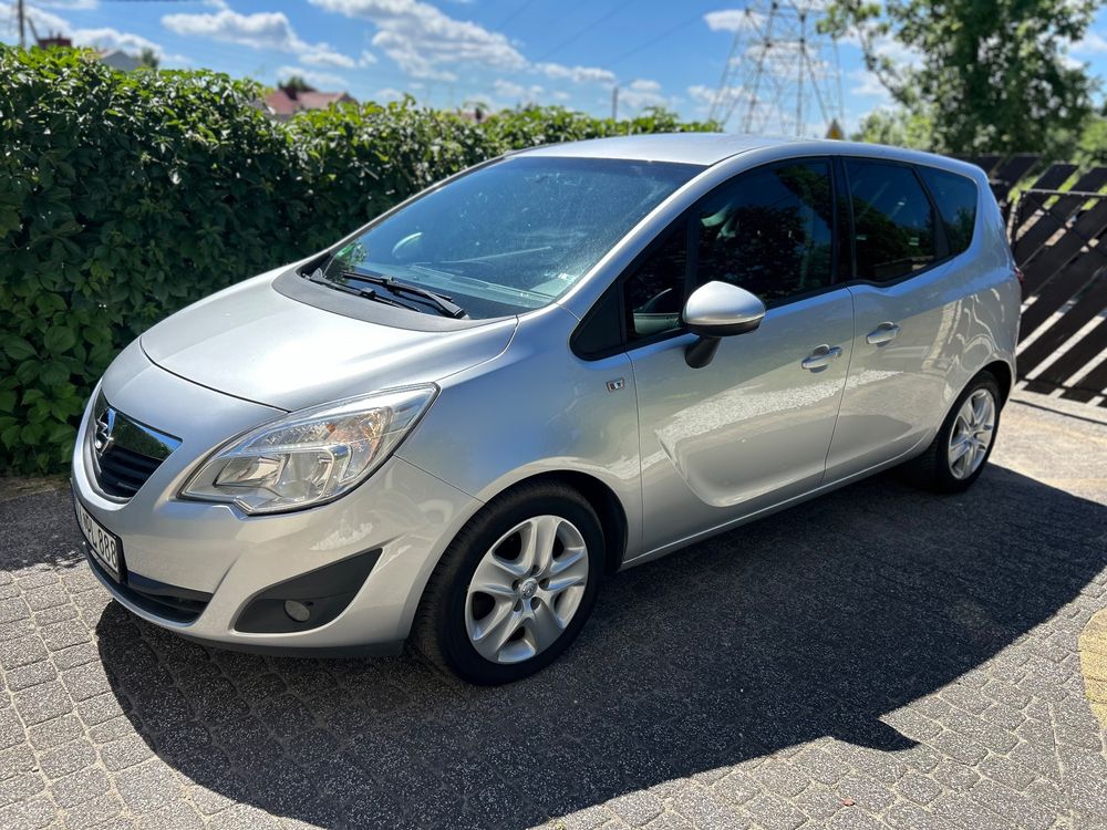 Opel Meriva II 1.7 CDTI Active 2011