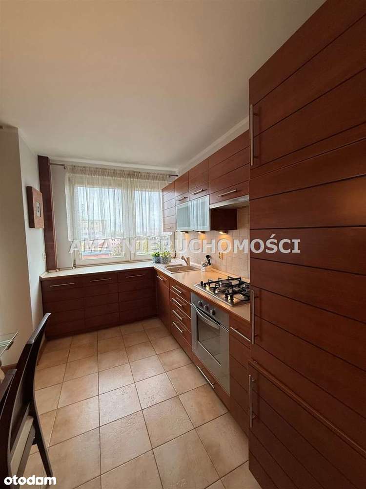 Atrakcyjne 3-pokojowe mieszkanie po odświeżeniu-1