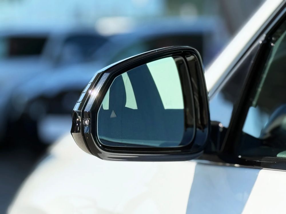 BMW X1 xDrive23d MHEV M Sport 197 KM — zdjęcie 3